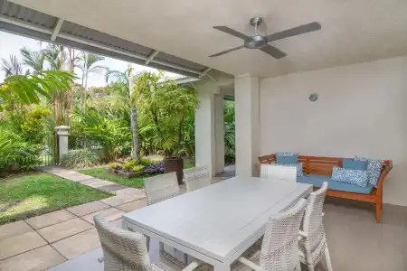 Mandalay Luxury Beachfront Apartments - 112