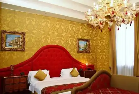 Pesaro Palace - 32