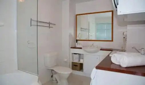 Surf Parade Resort - 22