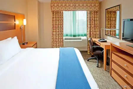 Holiday Inn Express - Times Square, an IHG - 6