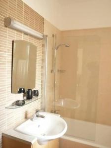 Club Coral View Resort - 21