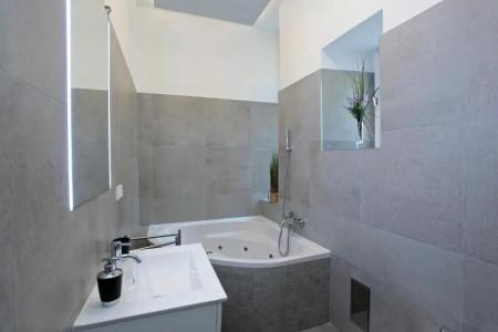 Apartment House - The Modern Flat - 94