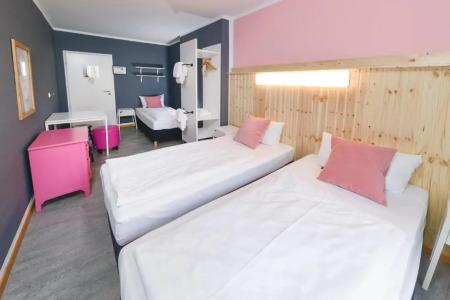 Old Town Hostel - 36