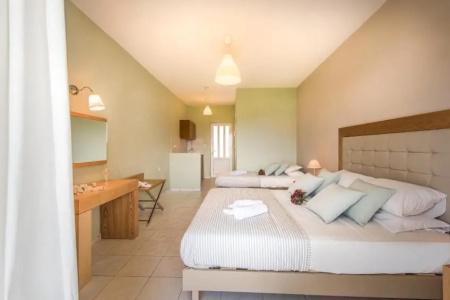 Plessas Palace - 82