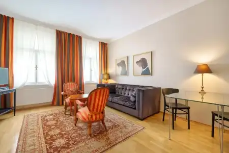 Hunger Wall Residence - 3