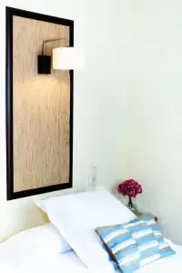 Eden Mar - 30
