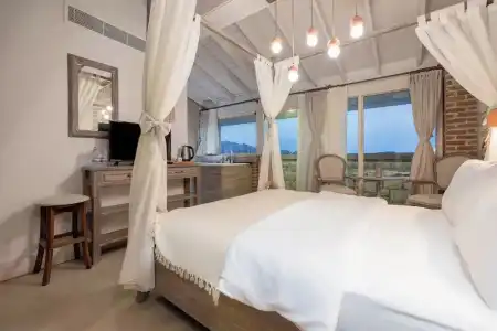 Navalia Otel - 37