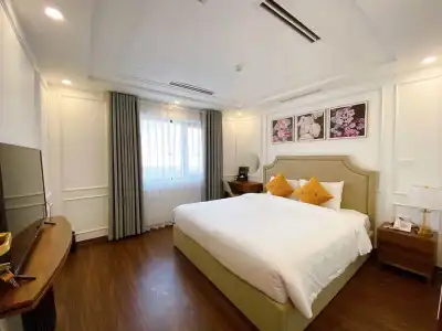 Jade Ha Long - 82