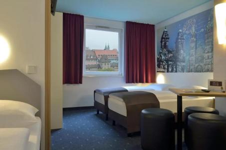 B&B Nürnberg-City - 30