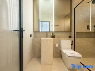 Shan Villas Sukhumvit - 240