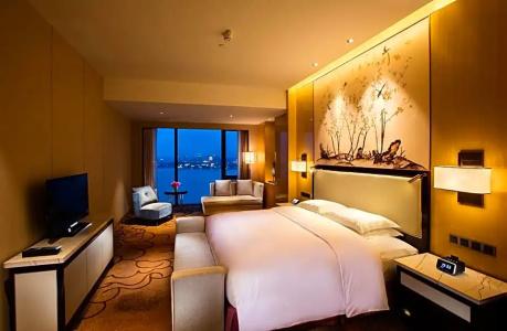 Hilton Wuhan Riverside - 127