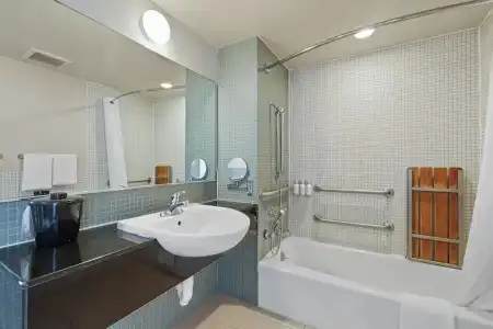 Vagabond Inn Executive Old Town - 61