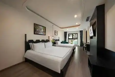 Sq Hang Gai & Spa - 112