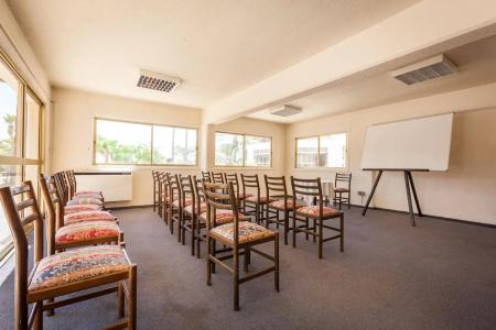 Crown Resorts Henipa - 10