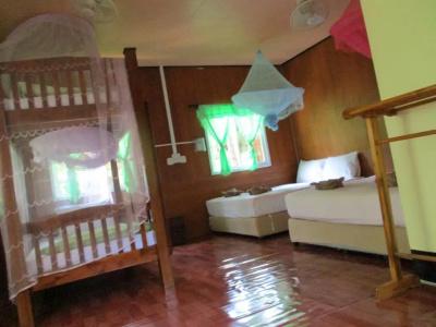 Khao Sok Island Resort and Spa - 35