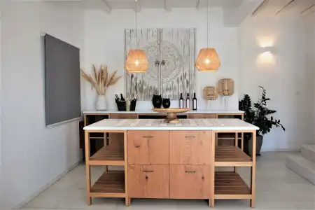Parian Lithos Residence - 11