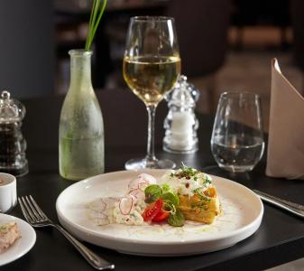 DoubleTree by Hilton Hannover Schweizerhof - 14