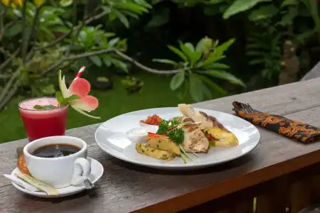 Meruhdani Boutique Ubud - 10