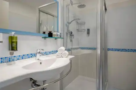Aqua - 26