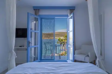 Port Alacati - 33