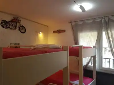 Barri Antic Hostel & Pub - 39