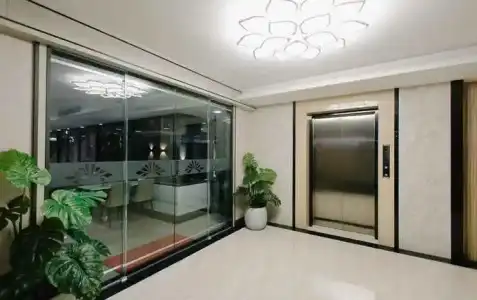 Arista Ubon - 8