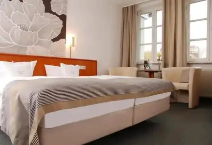 Müller Café & Wein - Mondholzhotel - 30