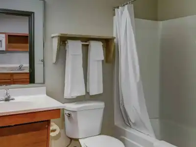 WoodSpring Suites Topeka - 12
