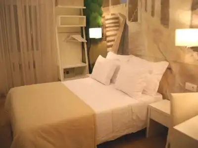 Lisbon Style Guesthouse - 44