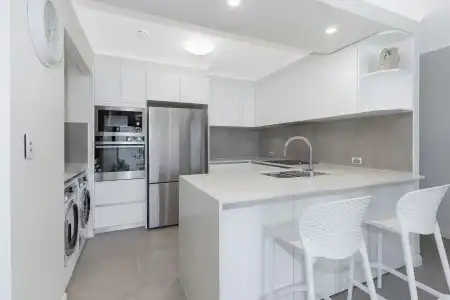 Burleigh Mediterranean Resort Enquiries - 21