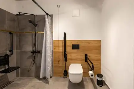 LÜTTES Loft Boutique - 16