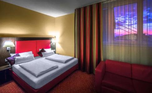 Plaza Premium Salzburg - 75