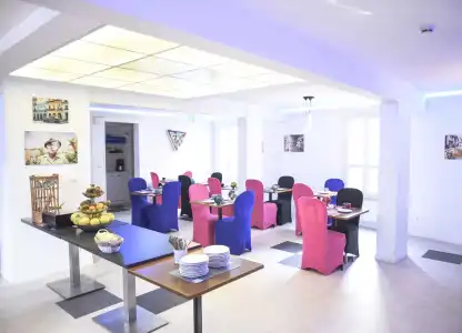 Maisons du Monde Hôtel & Suites - La Rochelle Vieux Port - 22