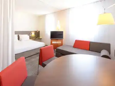 Novotel Suites Clermont Ferrand Polydome - 5