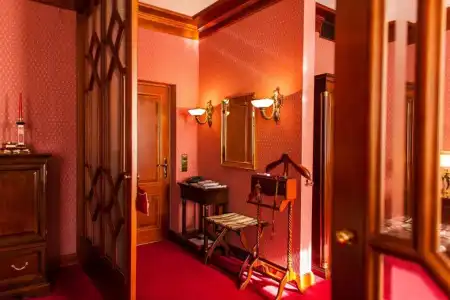 TB Palace & Spa - 45
