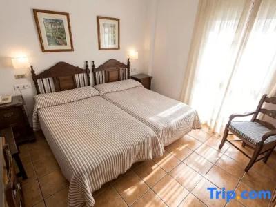 Hostal Marissal - 29