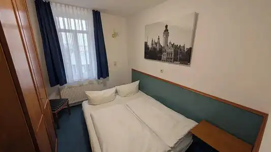 am Bayrischen Platz - 40