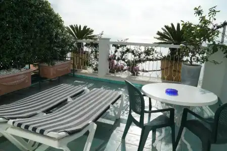 Bellevue Suite - 76