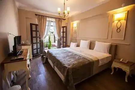 Livia Garden - 41