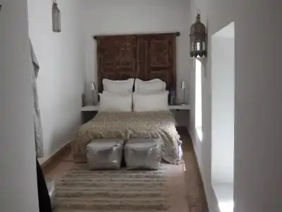 Riad Timila - 27