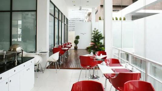 I Residence Silom - 23