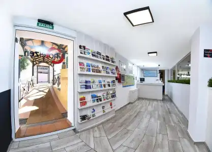 Zen Airport with Free shuttle - 11
