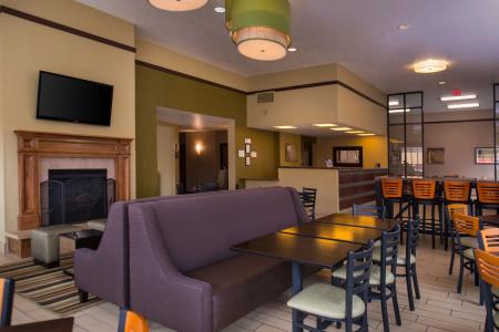 Best Western Ambassador Inn & Suites - 14