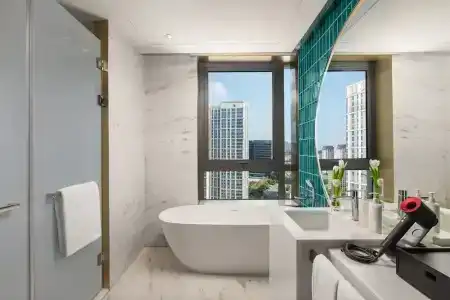 HUALUXE Shanghai Changfeng Park by IHG - 63