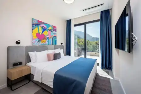 Royal Blue Resort & Residences - 34