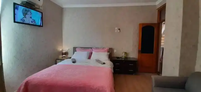 Guesthouse Next to Beach - 93