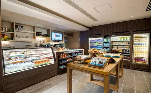 DoubleTree by Hilton Okinawa Chatan Resort - 20
