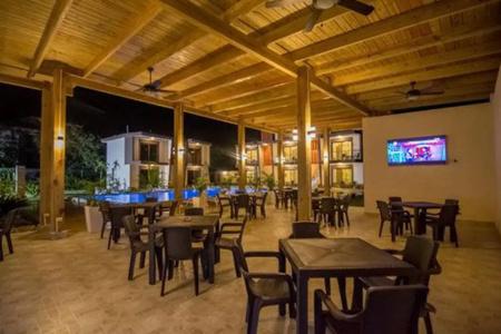 Caribbean Diamond Boutique - 14