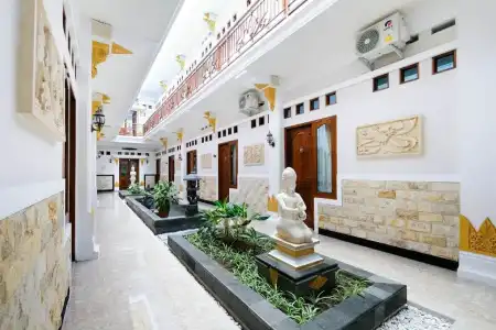 OYO 3468 Ndalem Gusti Ayu - 1