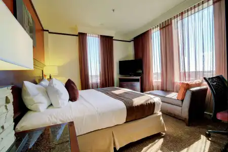 The Emily Morgan San Antonio - a DoubleTree by Hilton - 2